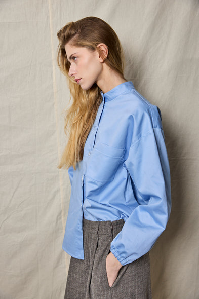 Travel Shirt. Blue Sky