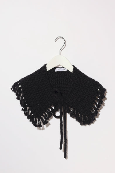 Crocheted Collar. Black