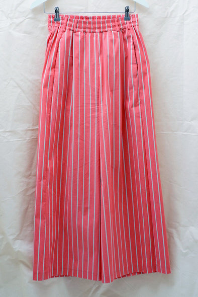 Palazzo pants. Red stripes