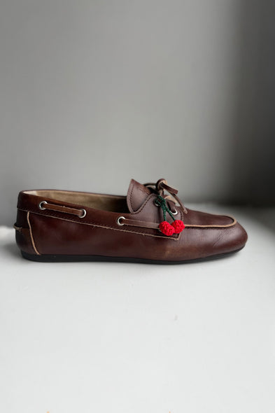 Hand crocheted shoe charm. Loretta Cherry