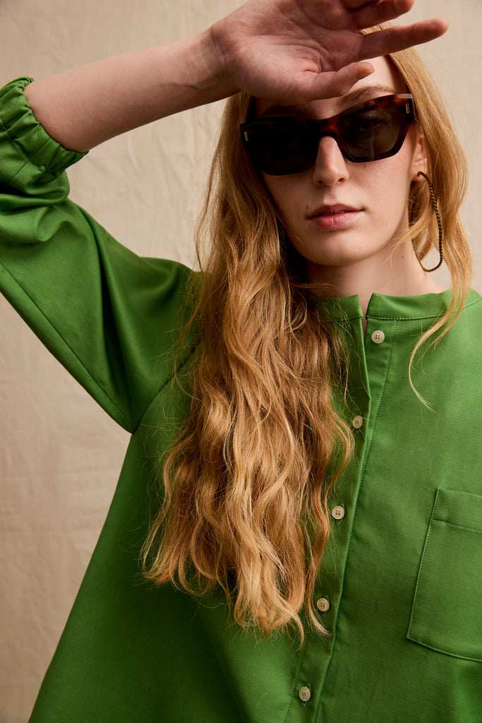 Travel Shirt. Hopper Green