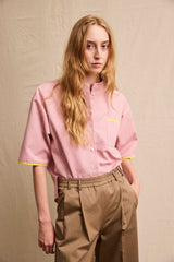 Short Sleeve Travel Shirt. Rosa