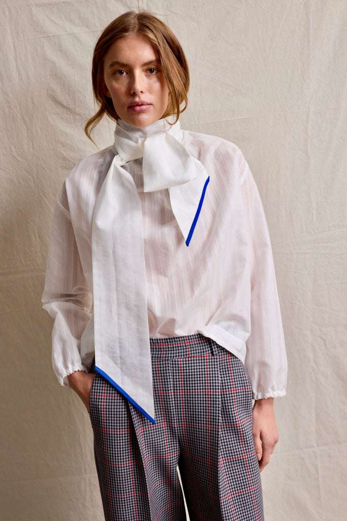 Cala Blouse. White. Silver Line