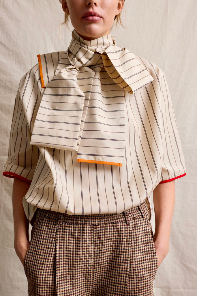 Cala Blouse. Short Sleeve. Cigarette Box