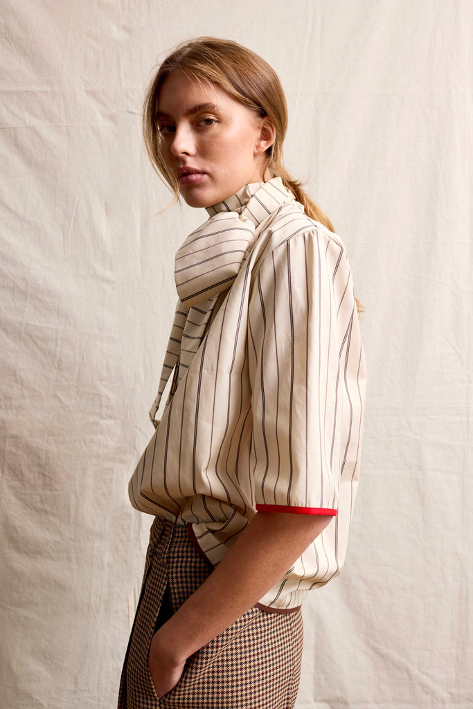 Cala Blouse. Short Sleeve. Cigarette Box
