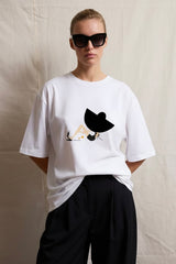 T-Shirt. "Lady with hat"