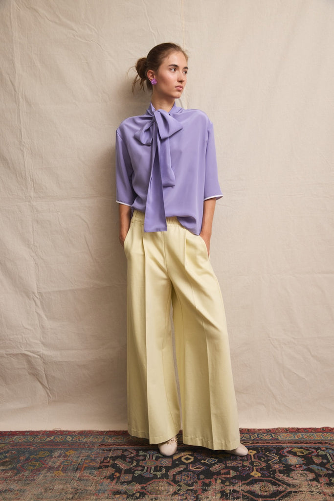Cala Blouse. Silk. Lilac