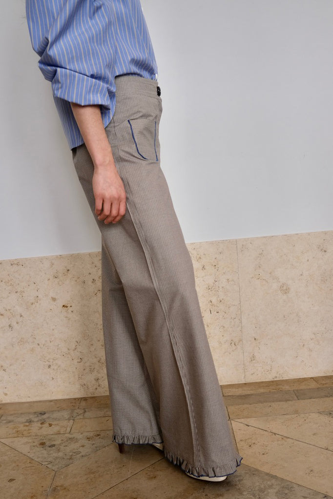 Lido Pants. Ruffled. Checkered
