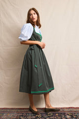 Dirndl. Leonie