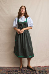 Dirndl. Leonie