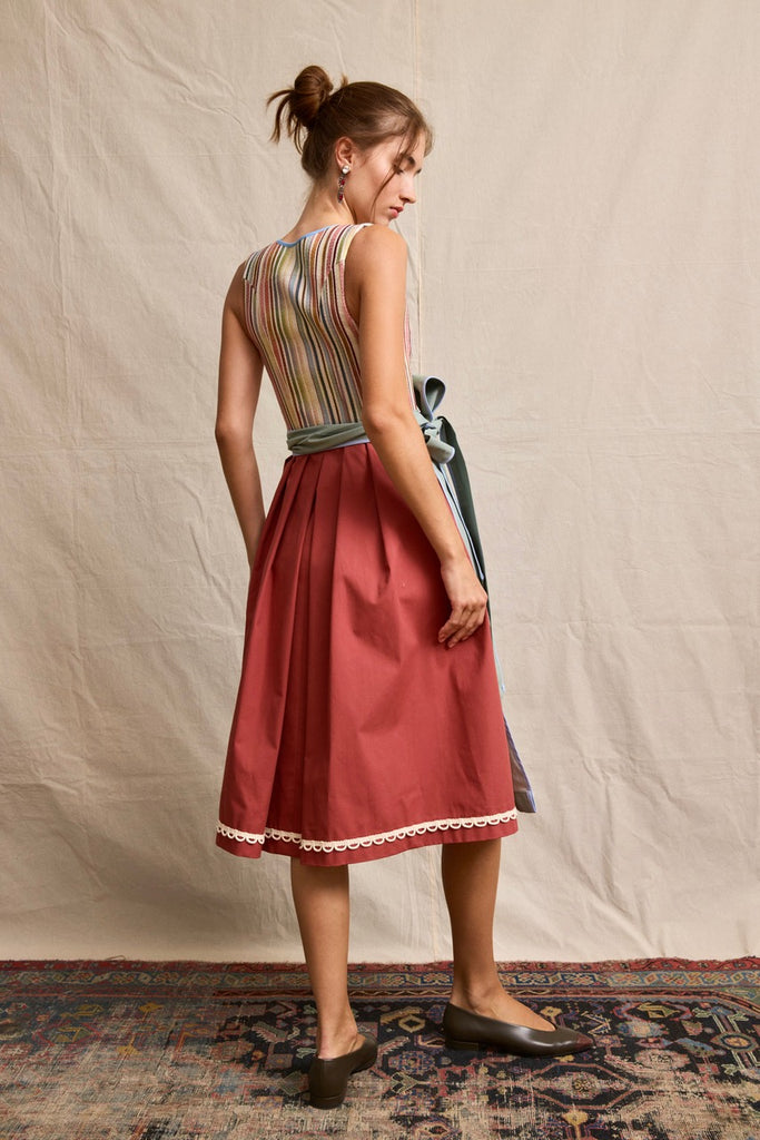 Dirndl. Paula