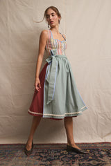 Dirndl. Paula