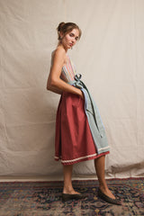 Dirndl. Paula