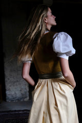 IRMA Dirndl Blouse Memphis. Nougat stripes