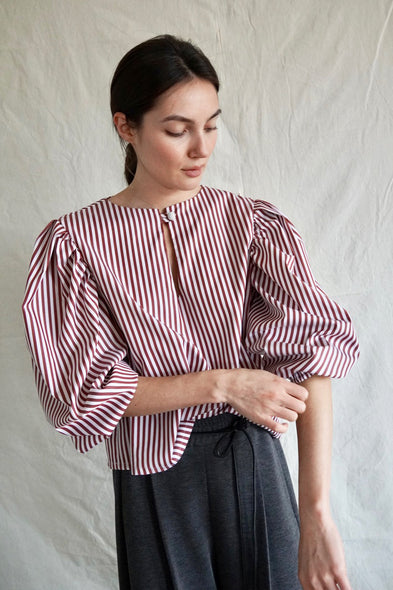 Gazelle Blouse. Burgundy