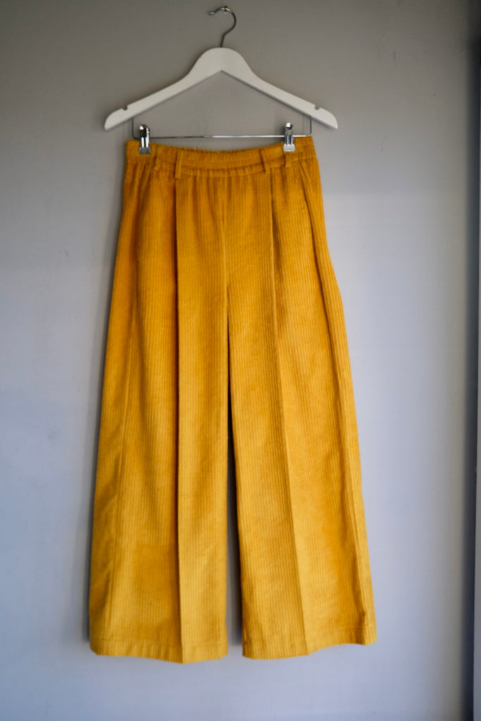 Marseille Pants. Mustard