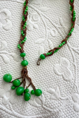 Green 70s necklace with pendant