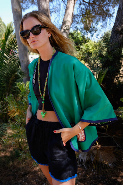 Green 70s necklace with pendant