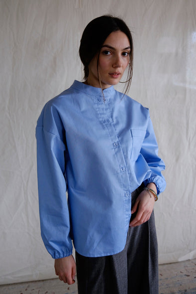 Travel Shirt. Blue Sky