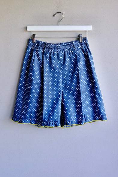 Shorts. Polka Dots