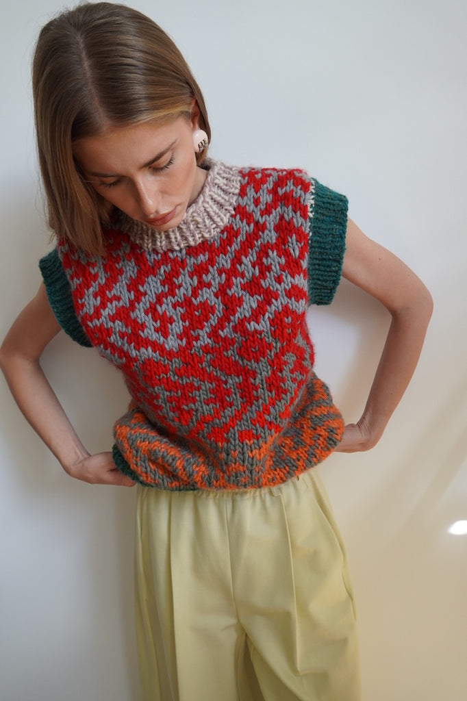 Knitwear No.146. Sleeveless Jumper Frederic