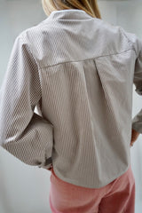 Nikola Blouse. Mocca Stripe