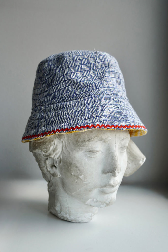 Traveler hat. Reversible