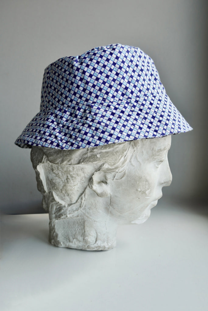 Traveler hat. Reversible. Angelo