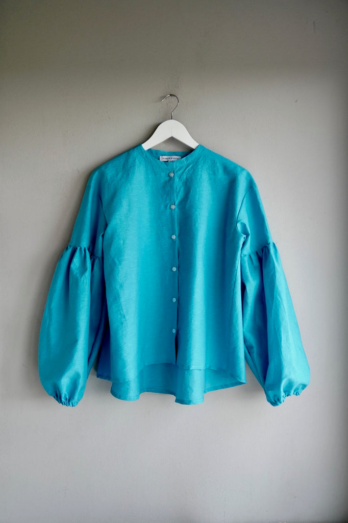 Seville couture blouse. Turquoise Linen