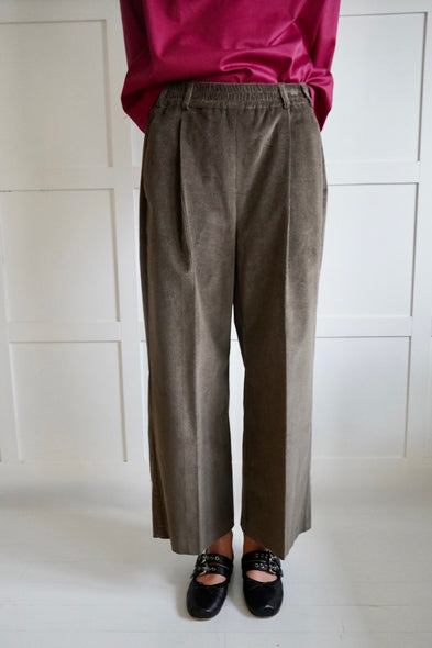 Marseille Corduroy Trousers – Mushroom colour
