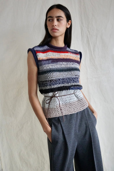 Knitwear No.131. Sleeveless Sweater Adele