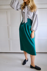 Skirt dress. Emerald