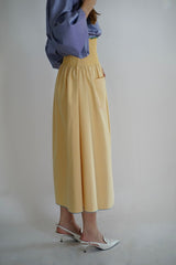 Skirt dress. Yellow