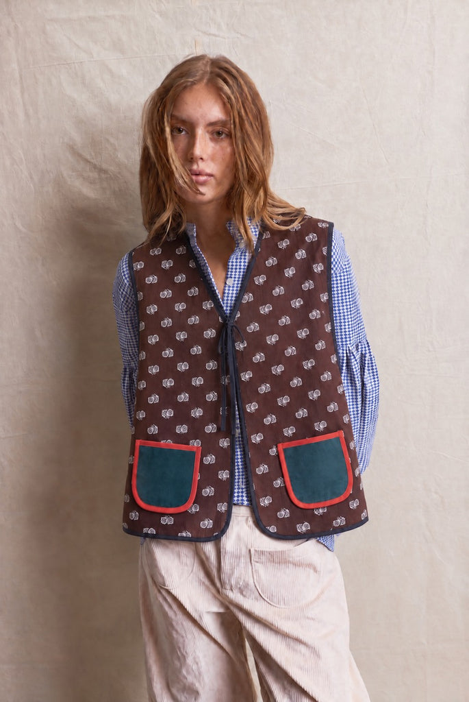 Veste Anouk reversible vest by Jasmin Khezri Collection, view 3 of 5