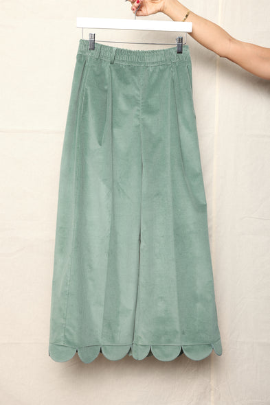 Marseille shell pants. Jade