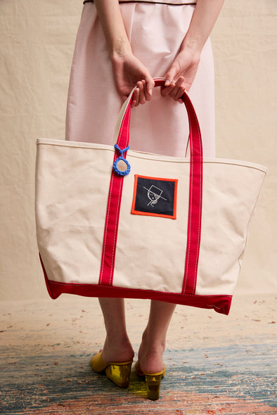 XL IRMA Canvas Tote. Red
