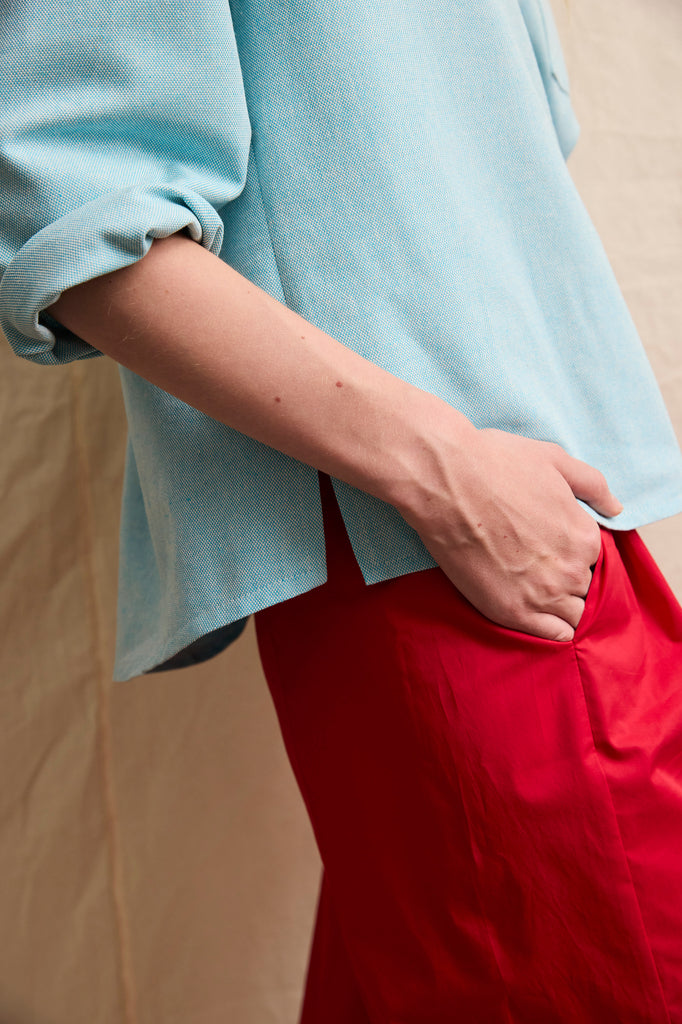 Travel Shirt. Ocean Blue