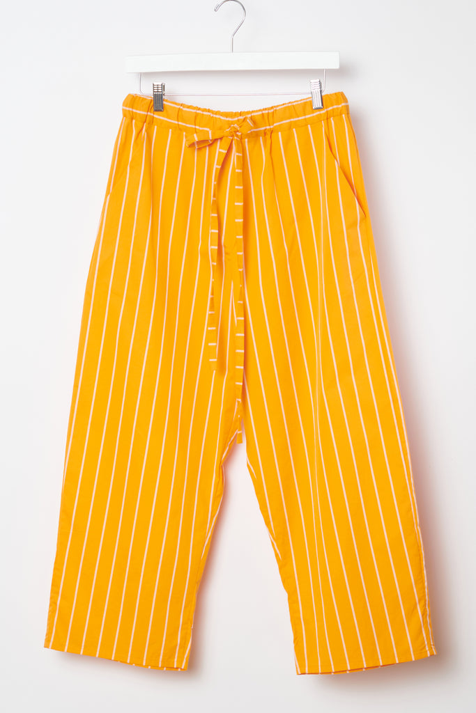 Travel pants. Orange striped