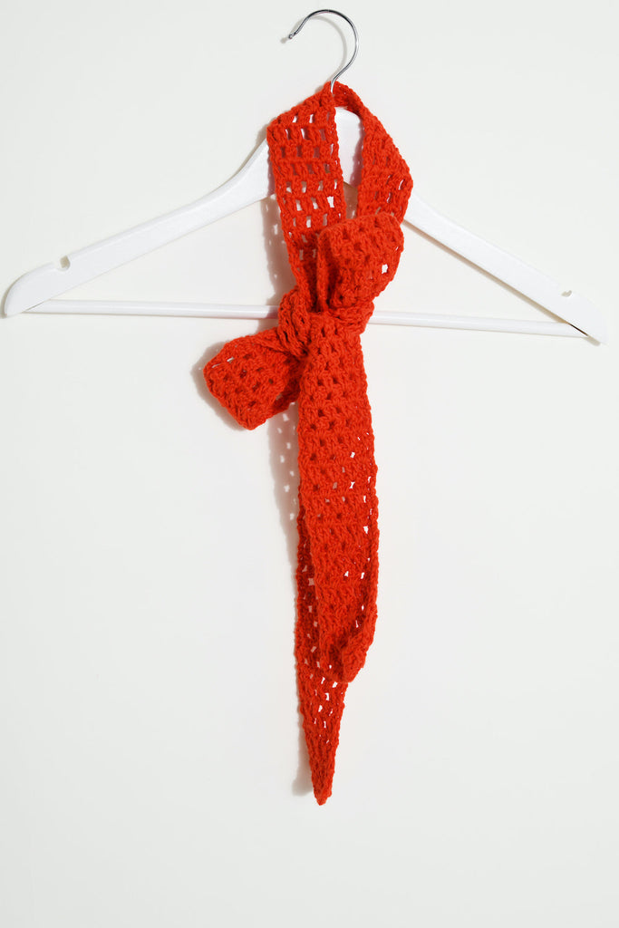 Crocheted mini scarf red